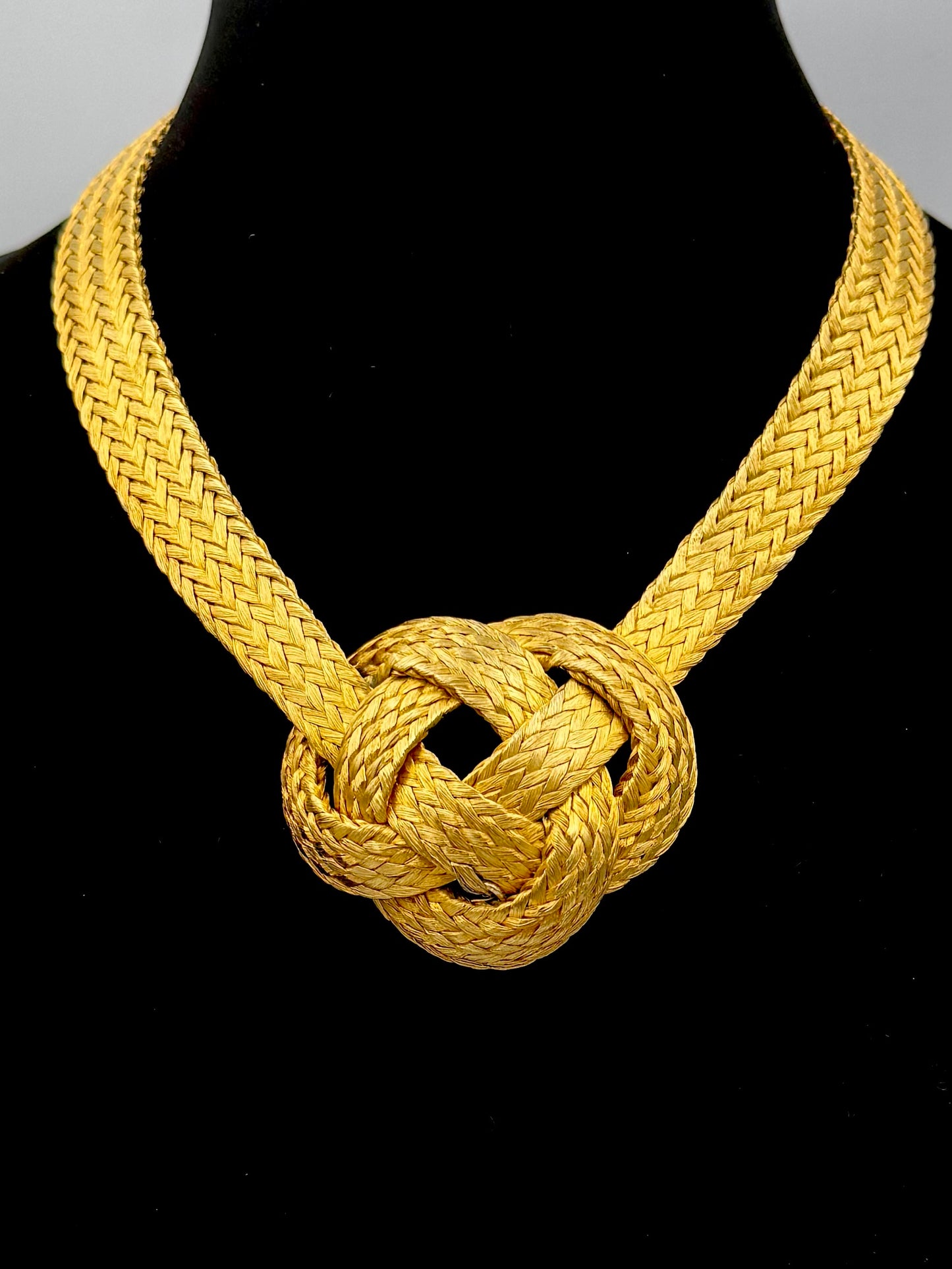 Knotty Girl