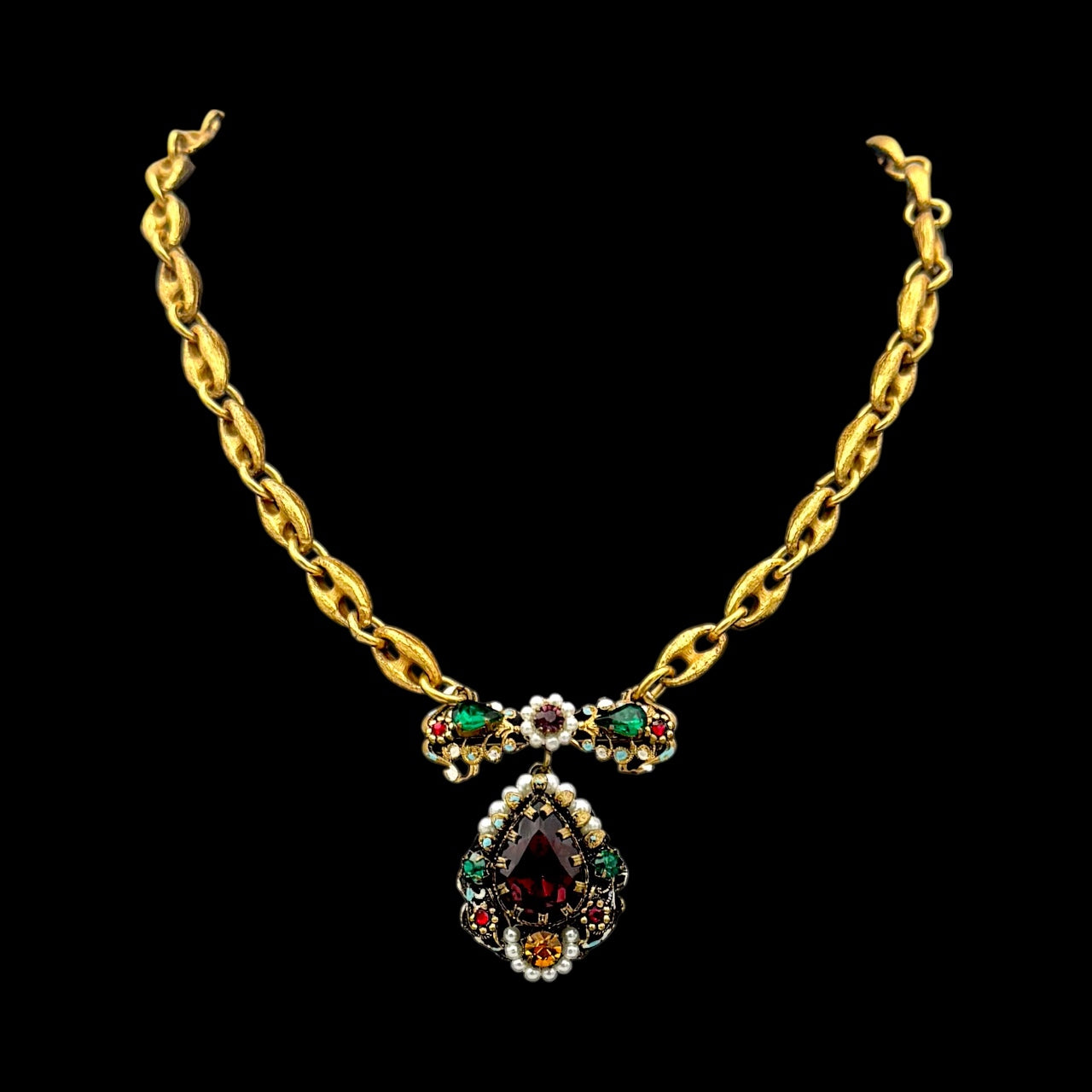 BIJOUX ROYALE COLLIER