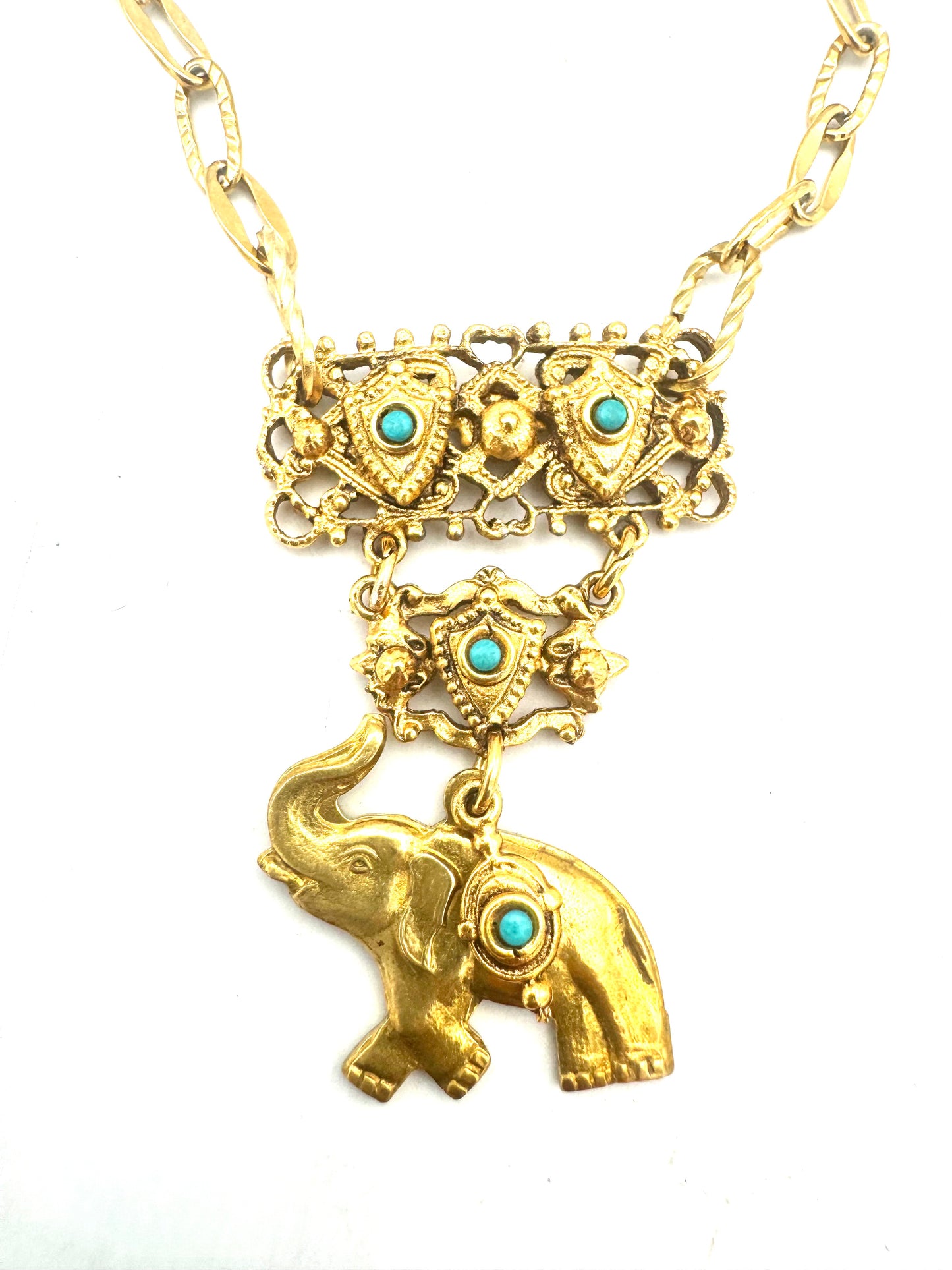 Nouveau Éléphant