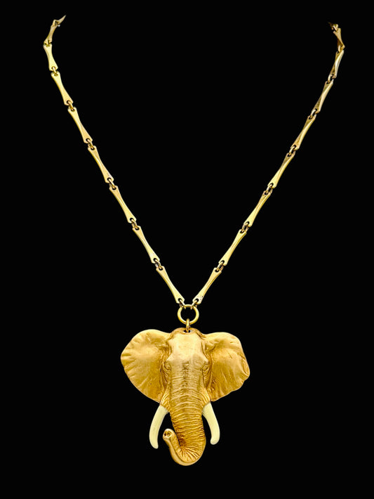 Bama Tusk