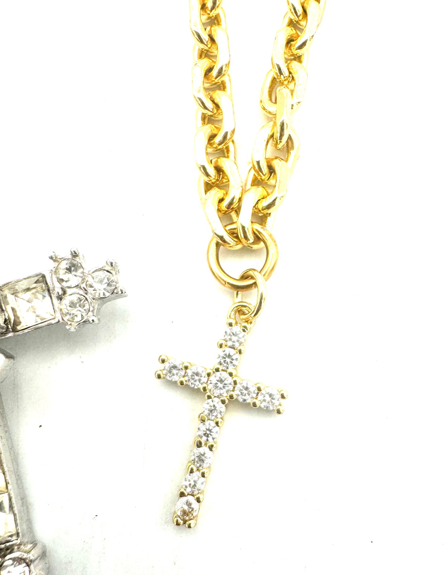 Petite Cross