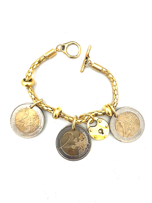 Lock Up My Euro bracelet