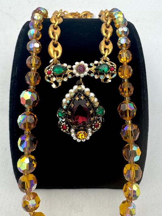 BIJOUX ROYALE COLLIER